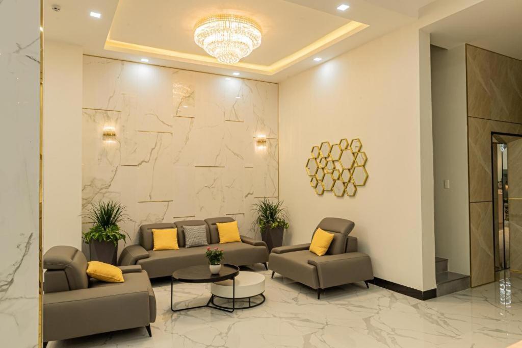 Yurii Hotel Phan Thiet Exterior foto